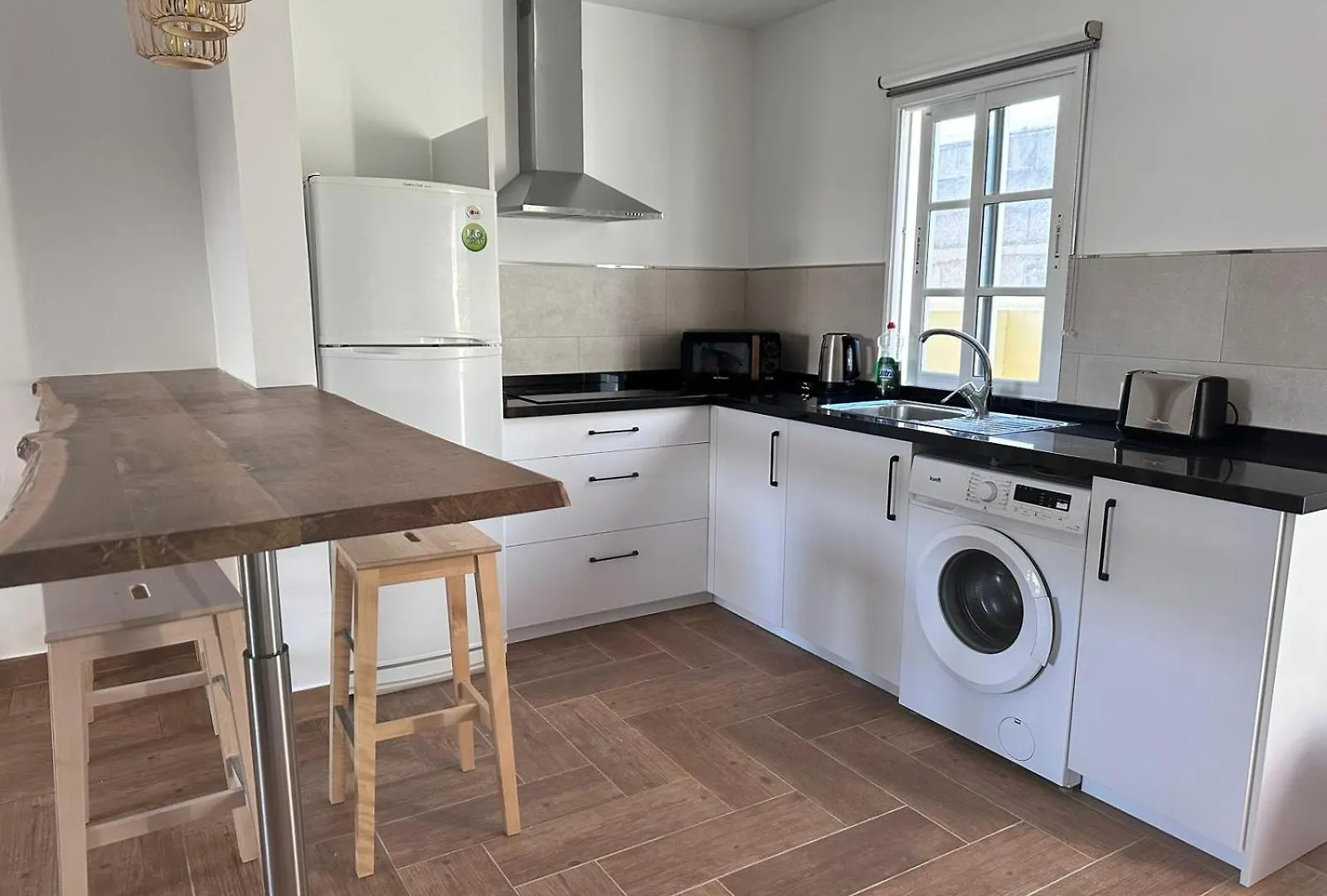 Peaceful And Bright Apartment La Mareta